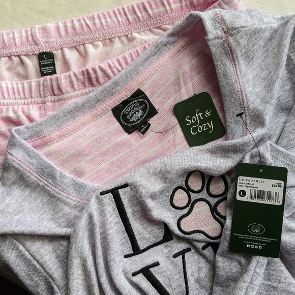 Laura Ashley PJ Set Short Sleeve Tee Shorts Embroidered Love Paw Grey Pink L NWT - Picture 11 of 11